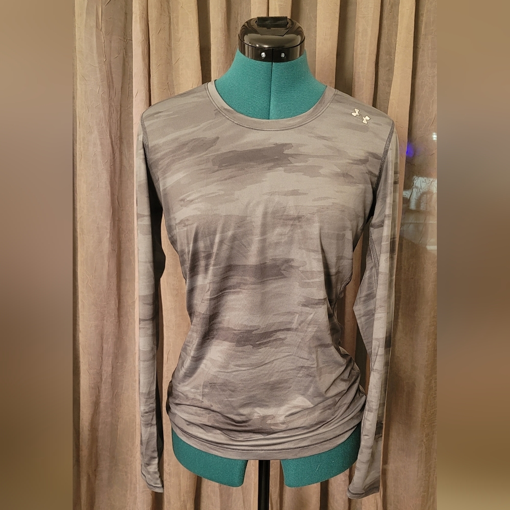 Under Armour - US Size Small - Athletic Shirt